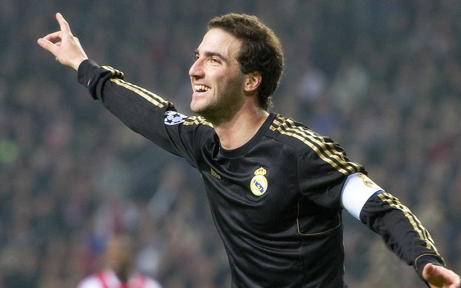 爱游戏体育在线-主教练专栏：战术布局的胜负关键在哪？，战术技巧